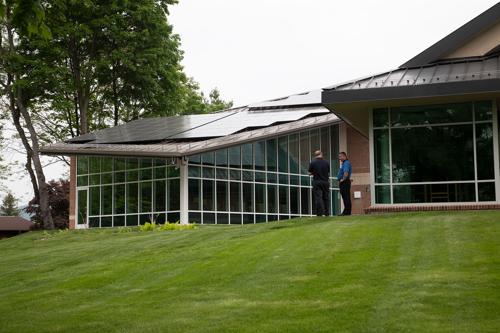 Hendrick Hudson Free Library utilizes VAB™ snow retention