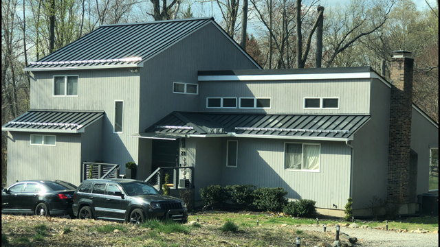 Homeowner chose 2-Bar Snow System to protect their walkways and keep their family safe