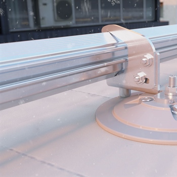 Snow Titan -M offers a cost-saving benefit of being capable of wide spans (up to 48")