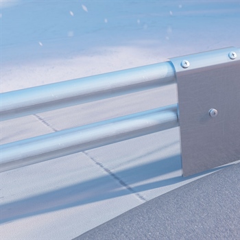 AceClamp snow bars systems offer screw-in ice flags to prevent snow from sliding under the lower bar.