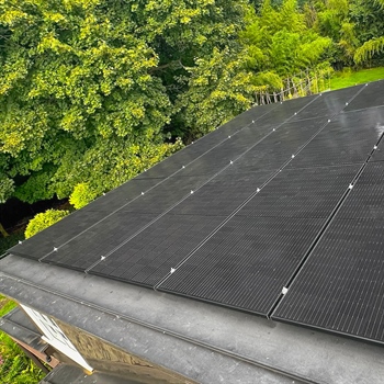 Revolutionize solar installations with AceClamp's durable railless solar racking system