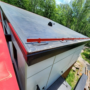 Snow Titan-M® snow retention for low-slope membrane roofs by AceClamp