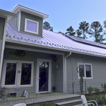 Close-up of AceClamp 2-Bar system showcasing installation features.